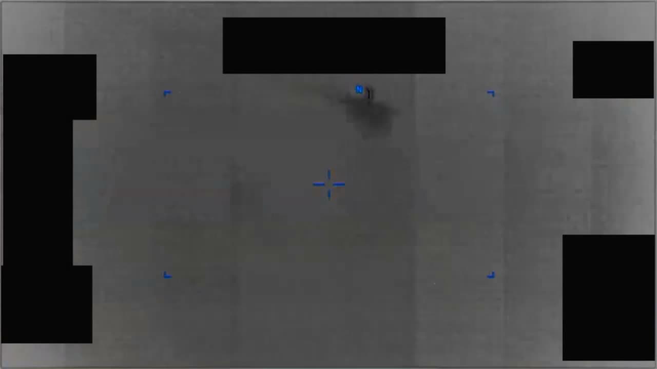 DOW-UAP-PR088, "31 AUG [CALLSIGN] [CALLSIGN] Observes UAP"