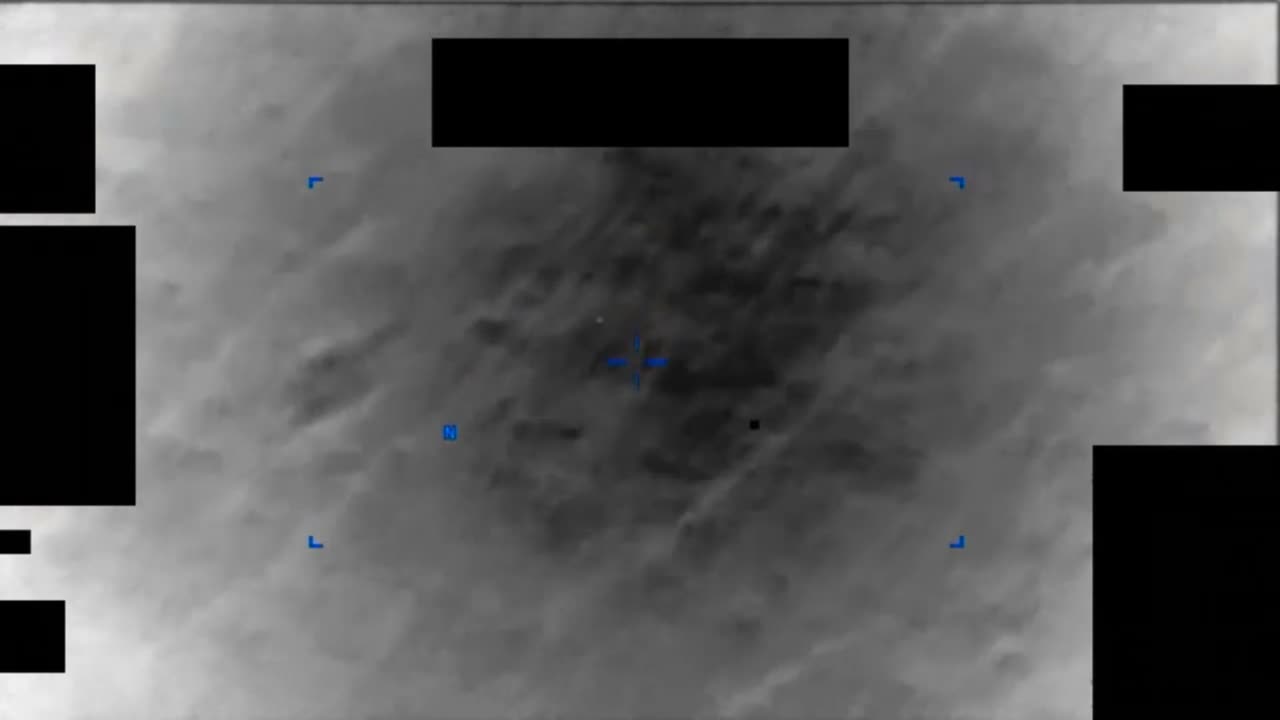 DOW-UAP-PR077, "2 November 2020 [CALLSIGN] [CALLSIGN] Observes and tracks UAP 1 of 2"